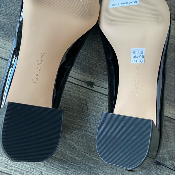 NWT Calvin Klein Natalynn Black Patent Pump Classic Shinny Block Heel Size 11 - Picture 10 of 13